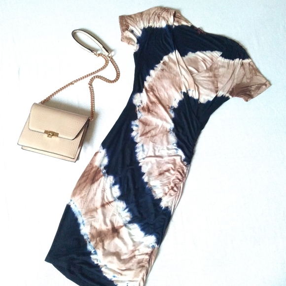 Dresses & Skirts - Ruched Tie-Dye Dress